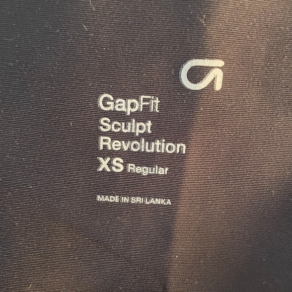 GAP Black Leggings with Sleek Design - Picture 4 of 4